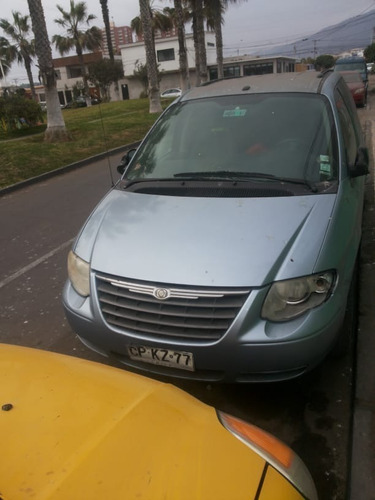 En Desarme Chrysler Town Country 3.3 2006 