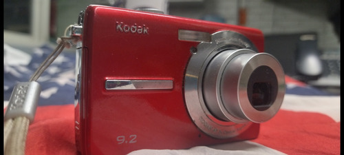 Camara Digital Kodak Easy Share M320 De 9.2 Mega Píxeles 