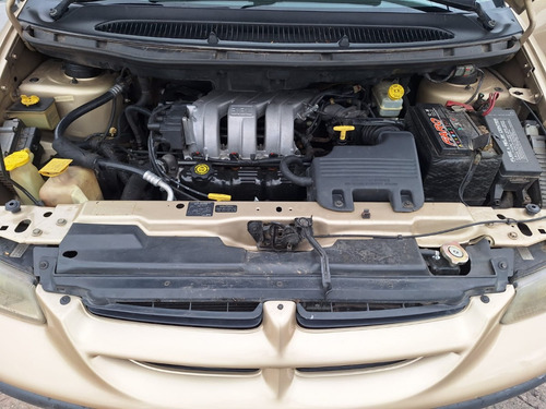 Chrysler Caravan 3.3 Se 3.3