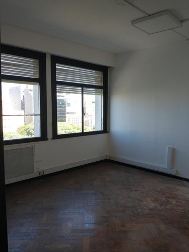 Venta Oficina Tres Ambientes En Monserrat