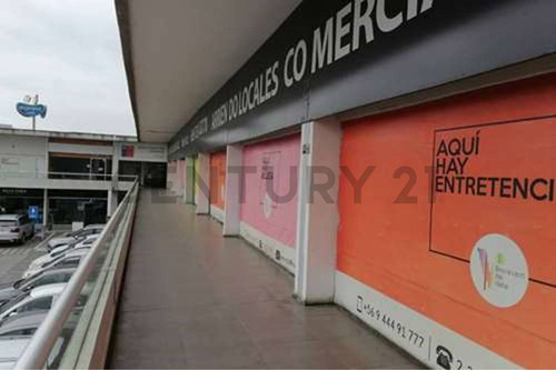 Se Arrienda Local 51 M2, Boulevard Del Valle.