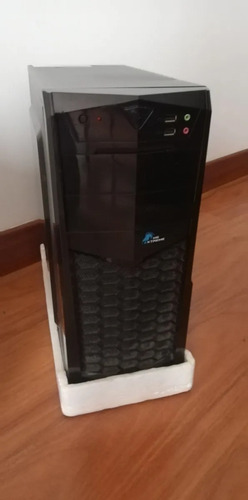 Torre Cpu Amd Ryzen 3 3200g 16gb Ram Ssd 120gb 3.6 Ghz 