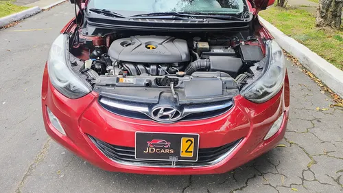 Hyundai Elantra 1.8 i35 GLS MT