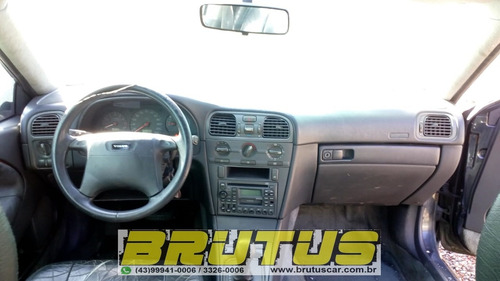 Imagem 12 de 14 de Sucata Volvo V40 1.8 1998 1998 Para Retirada Pecas