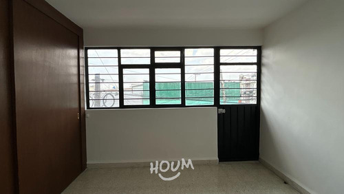 Departamento En Jardines De Guadalupe, Nezahualcóyotl Con 5 Recámaras, 140 M², Id: 150397