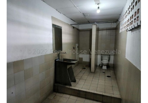 Imagen 8 de 12 de Rf Local A Pie De Calle En Boleita Norte Avenida Romulo Gallegos Excelente Ubicacion Ideal Para Emprendimientos Grandes Mls #22-24549 Isabel Fragozo Rent A House