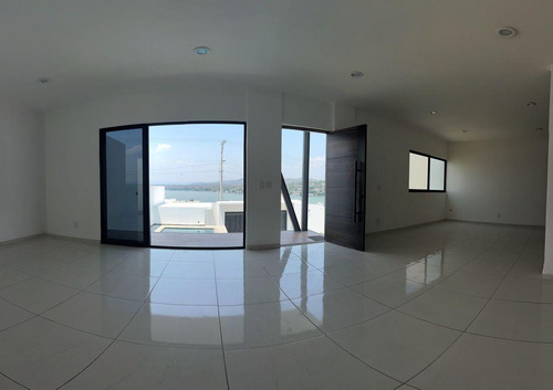 Casa Con Alberca Y Vista Al Lago De Tequesquitengo