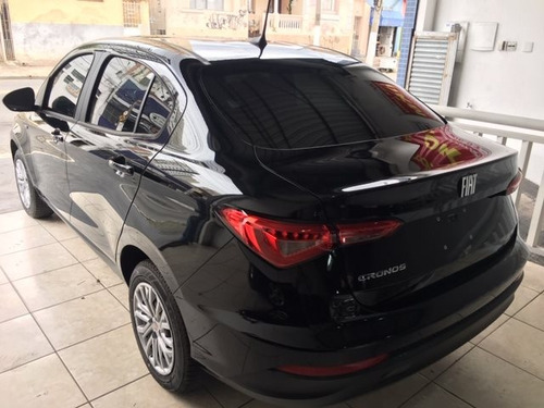 Fiat Cronos 1.3 Drive Flex 4p