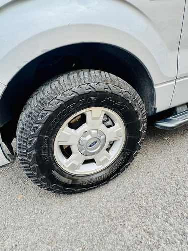 Ford Lobo 5.0l XLT cabina sencilla 4x2