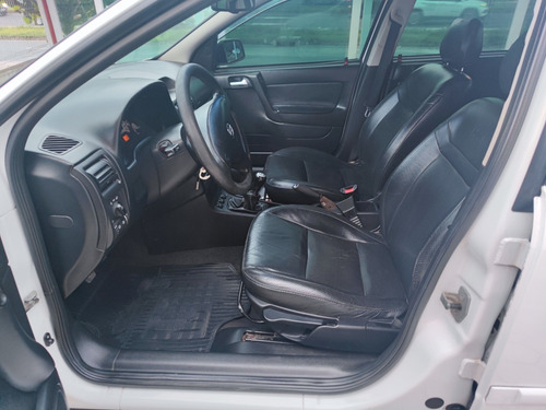 Imagem 9 de 13 de Astra Sedan Elegance 2.0 8v 2006 Completo