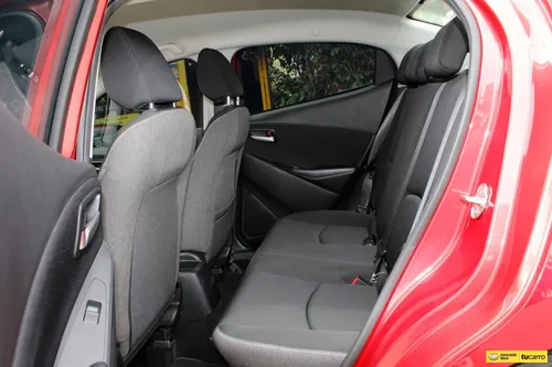 Mazda 2 Touring Sedan 2024