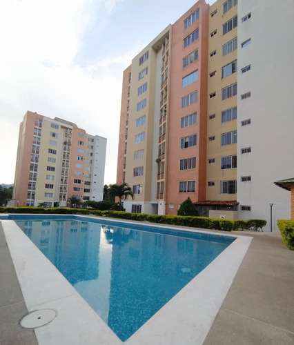 Venta Apartamento En Conjunto Resd Doral Country Naguanagua 36-01