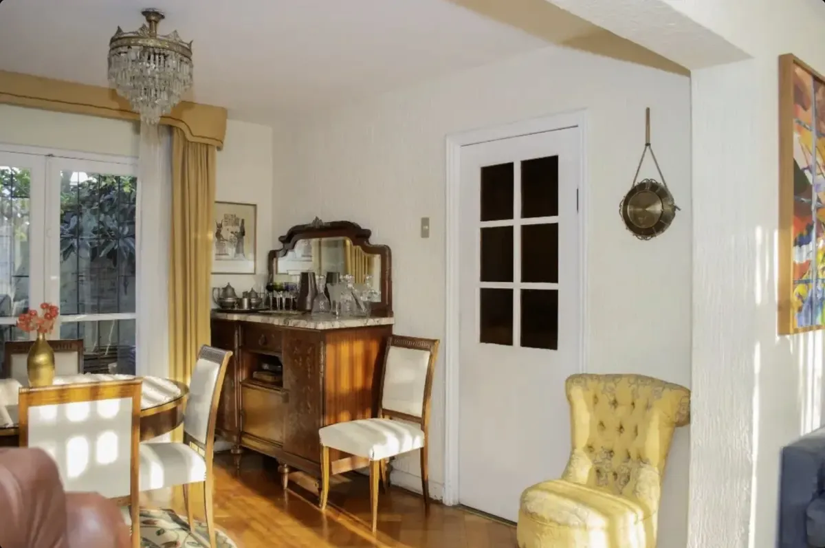 Imagen 2 de 30 de Casa En Venta De 2 Pisos/ 5d Incluido El De Servicio / Provi