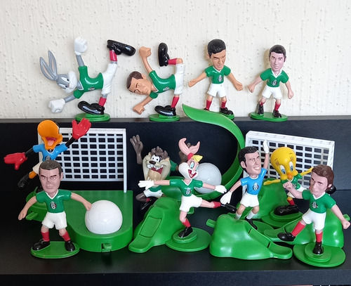 Figuras Sonrics Looney Tunes, Fútbol Alemania 2006, Completa