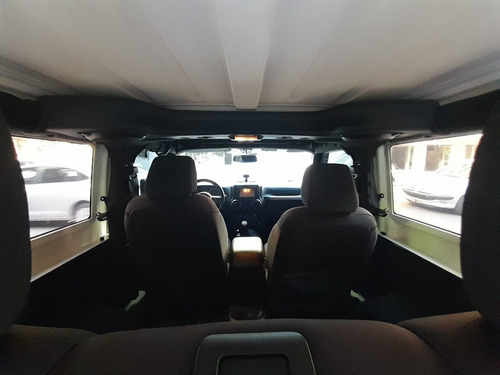 Imagen 10 de 10 de Jeep Wrangler