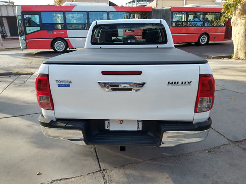 Toyota Hilux 2.8 Cd Sr 177cv 4x4