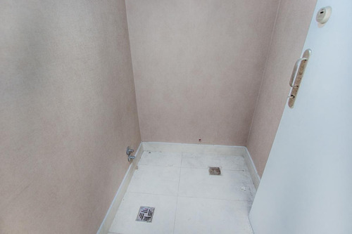 Imagen 16 de 30 de Torre Topacio · Venta · 2 Ambientes · Cochera · Piso Alto Muy Luminoso