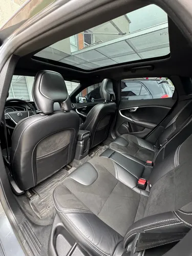 Volvo V40 2.0 T4 Drive-e R-design