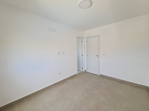 Apartamento Com 2 Suítes Em Atibaia Sp (creci-sp 157.688f)
