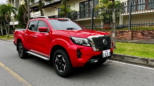 Nissan Frontier 2.5 LE DIESEL AUTOMÁTICA 4x4 FULL EQUIPO 2022