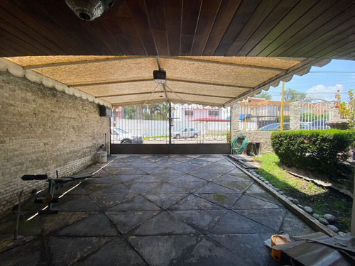 Casa En Venta, Lomas De La Hacienda, 3 Recámaras.