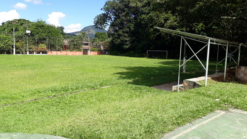Casa Em Condomínio Fechado Com Estrutura De Lazer Em Iconha, Guapimirim, Rj