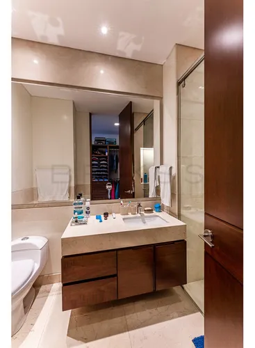 Apartamento En Arriendo/venta En Los Rosales. Cod V3049