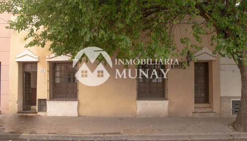 Casa En Venta Macro Centro