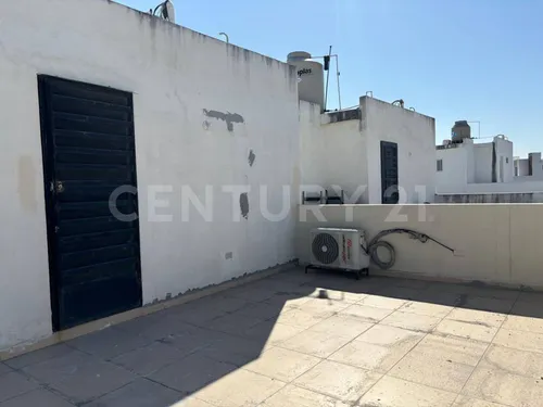 Casa En Venta En Fracc. Los Castaños Apodaca
