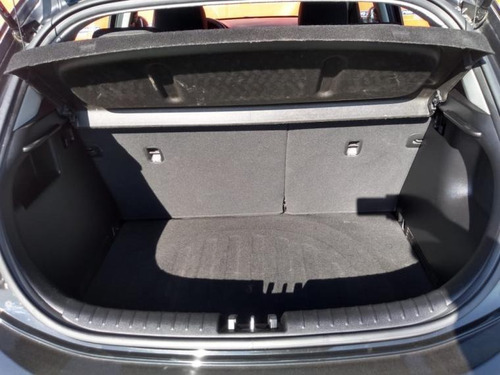 Kia Rio 5 Ex 1.4l 6mt 2018