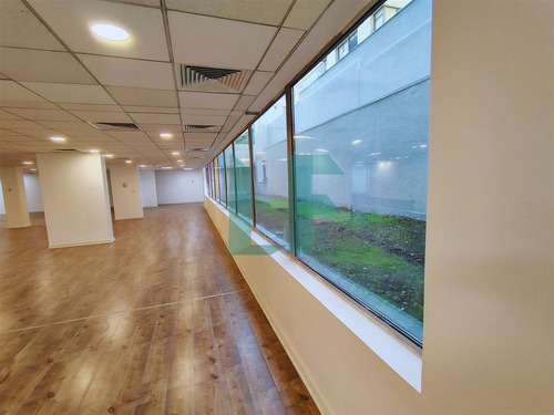 Arriendo Oficina 703 M2 Metro El Golf Pleno Apoquindo