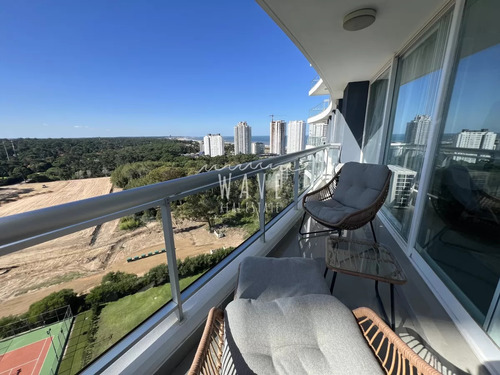 Venta Departamento 1 Dorm, Punta Del Este, Torre One