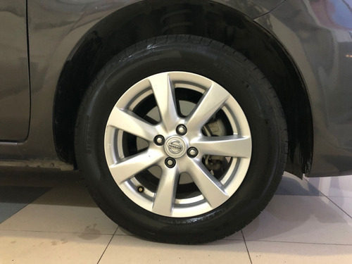 Imagen 10 de 15 de Nissan Versa Sense 2019 - Standard