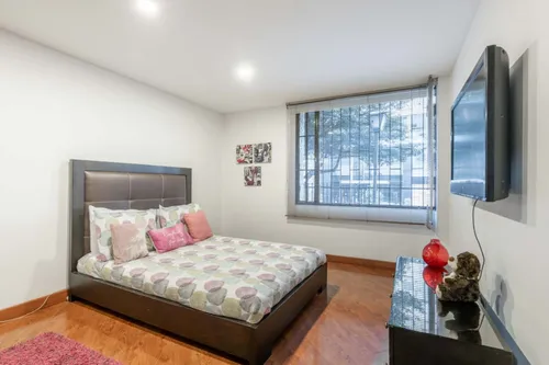 Apartamento En Venta En El Nogal. Cod V5086