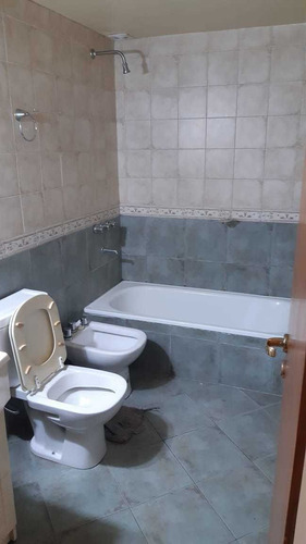 Imagen 12 de 14 de Venta Departamento En Ramos Mejía Con Cochera Y Baulera