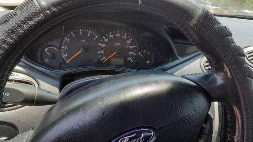 Ford Focus 2002 Zx3 5vel Aa Ee Mt