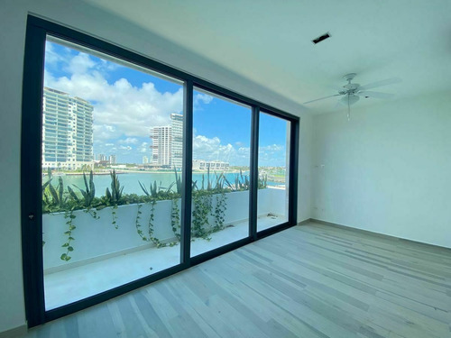 Imagen 20 de 30 de Casa En Venta En Cancun La Marina, Puerto Cancun