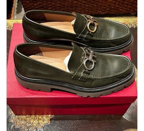 Mocasines Salvatore Ferragamo Adorno Suela Chunky Talla 9