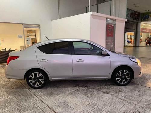 Imagen 6 de 15 de Nissan Versa 2019 4p Advance L4/1.6 Man