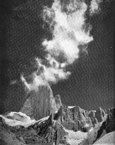 Imagen 8 de 9 de Al Asalto Del Fitz Roy Reimpresio 2021 Importado Libro Papel