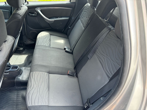 Renault Duster 2.0 4x2 Luxe Nav 138cv