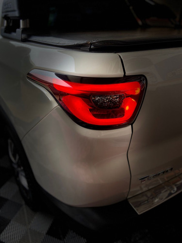 Fiat Toro 2.0 Volcano 4x4 Aut. 4p