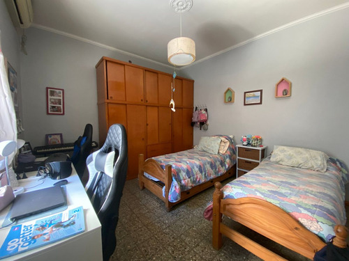 Casa En Venta 3 Amb, Benito Juarez, El Palomar