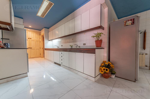 Bellísima Quinta En Barrio Los Naranjos - Pg