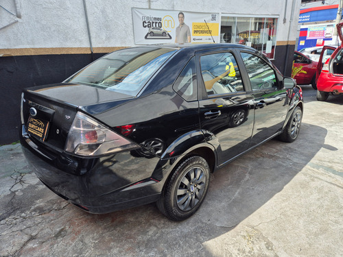 Ford Fiesta Sedan Fiesta Sedan 1.6 Rocam (Flex)