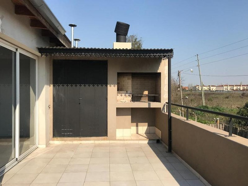 Imagen 15 de 22 de Excelente Departamento De 2 Amb Con Terraza