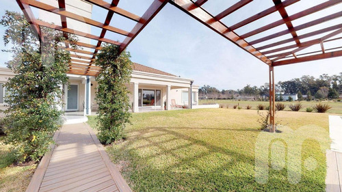 Imagen 5 de 30 de Venta Casa En Campos De Roca Ii