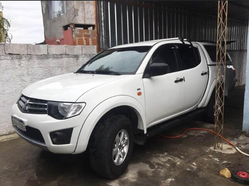 Mitsubishi L200 2.4 Cab Dob 4x4 2abag Abs Espejos Pr.caja