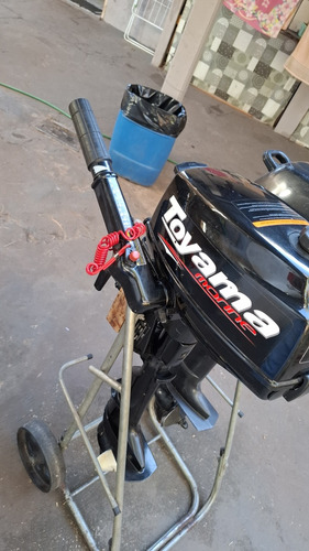 Vendo Motor De Popa Toyama 3,6hp