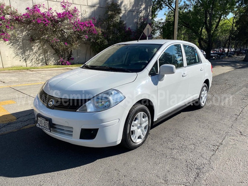 Imagen 1 de 15 de Nissan Tiida 2016 Sense Estandar Clima Excelente Estado